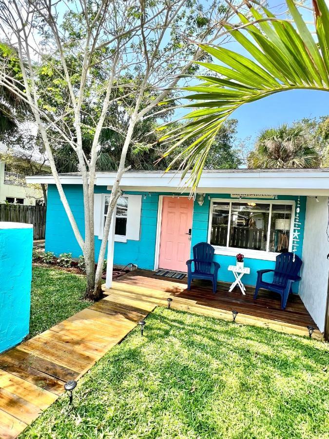 Вилла Beach Bungalow In Downtown Какао-Бич Экстерьер фото